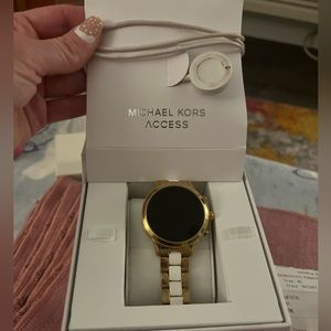 2021 Michael Kors Smart Watch